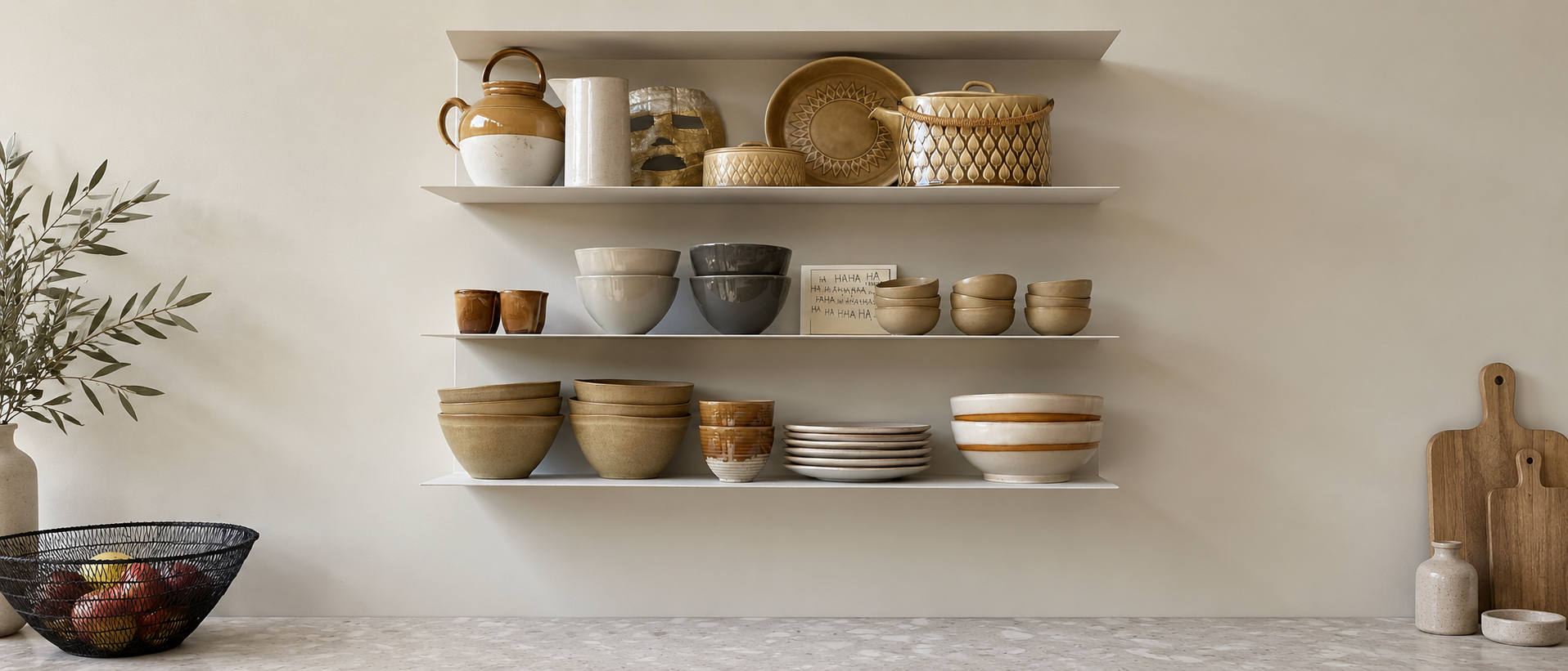 Everyday dining tableware